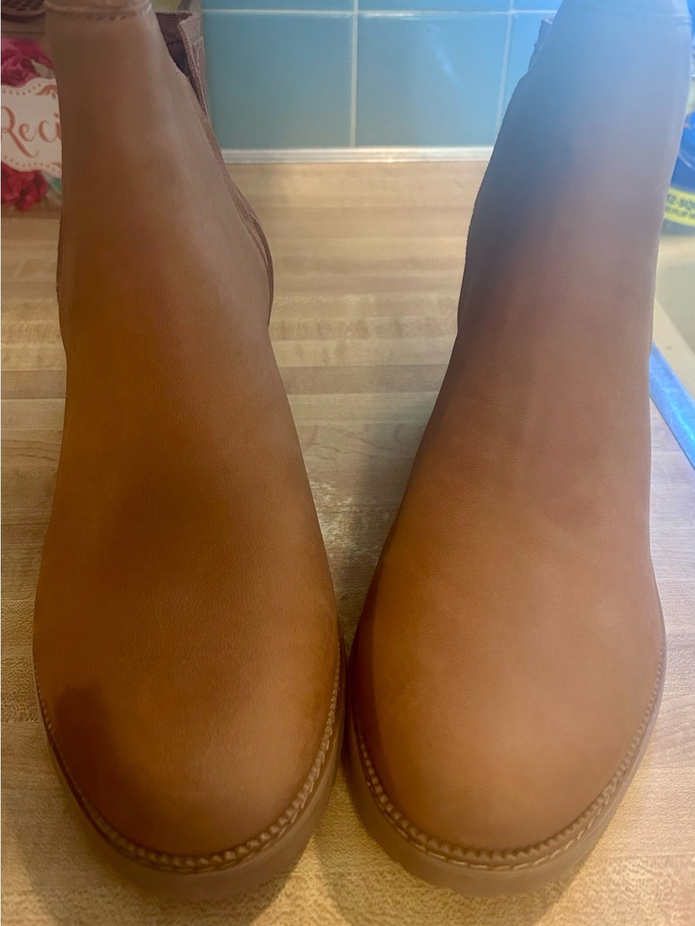 Toms Women's Tan Boot